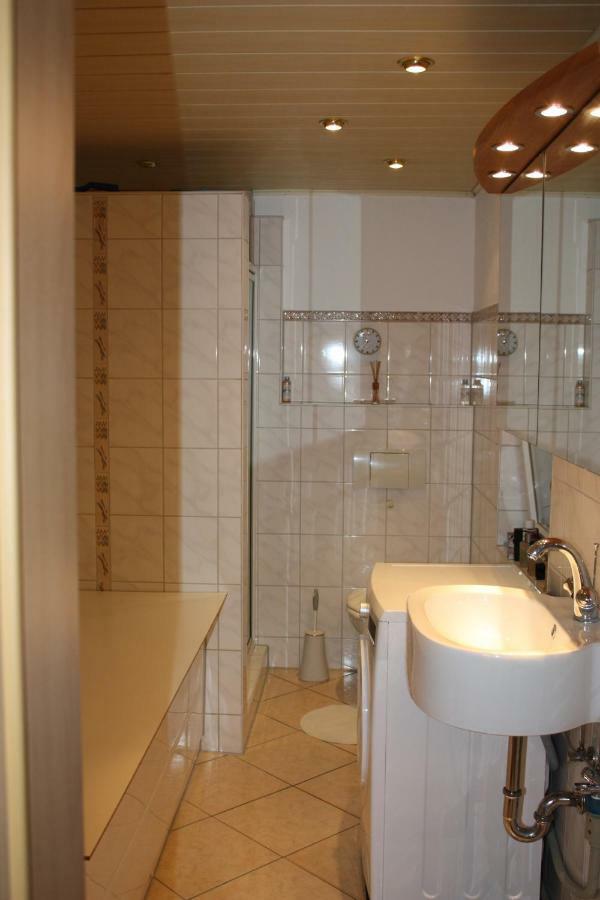 Privatzimmer San رينغشيم المظهر الخارجي الصورة